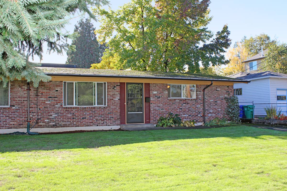 Apartment for rent at 4110-4116 N Willis Blvd, Portland, OR 97203