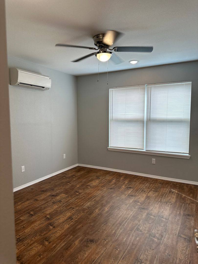 Townhouse for rent at 96 N School St, Charleston, AR 72933