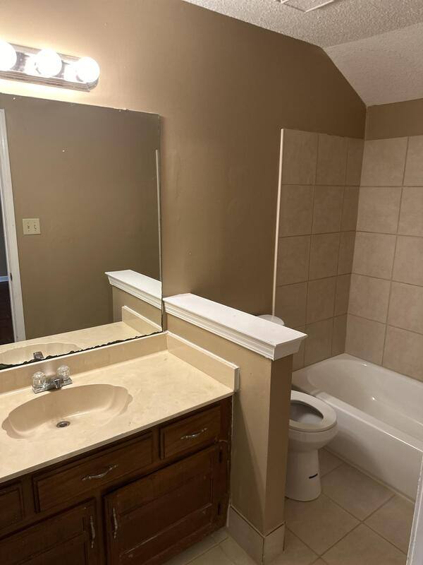 Townhouse for rent at 4407 Forest Valley Cove, Memphis, TN 38141
