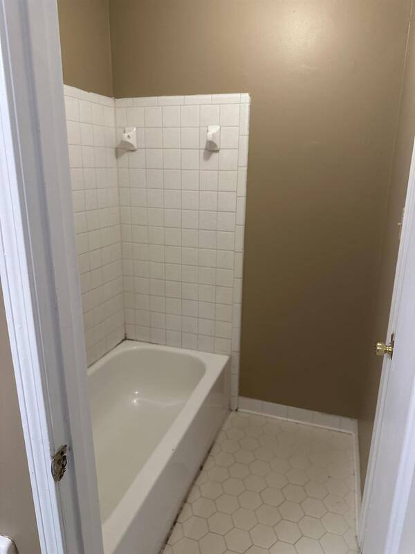 Townhouse for rent at 4407 Forest Valley Cove, Memphis, TN 38141