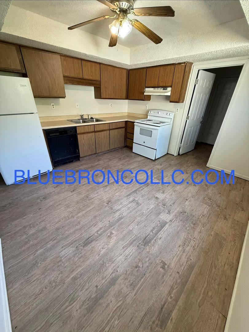 Apartment for rent at 9115 E 85th St, Kansas City, MO 64138