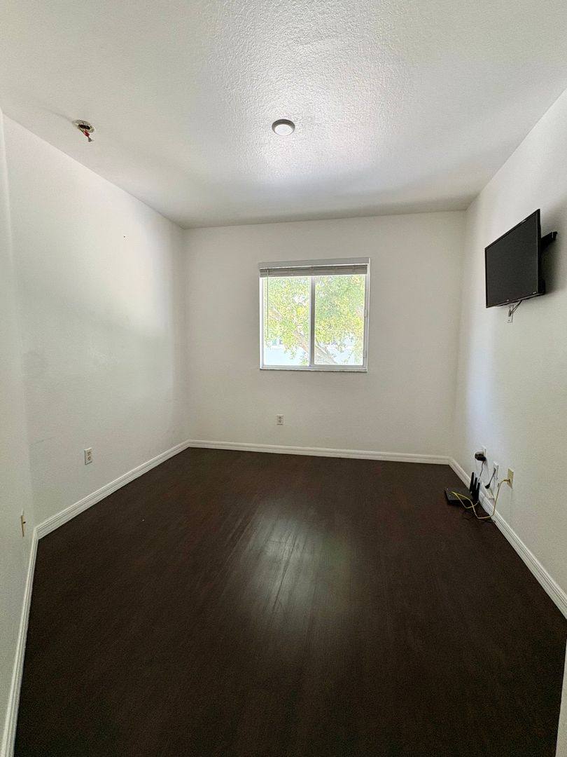 Townhouse for rent at 1956 Alamanda Way, West Palm Beach, FL 33404