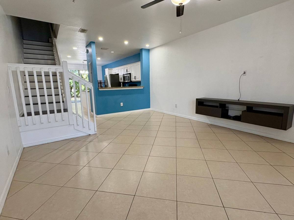 Townhouse for rent at 1956 Alamanda Way, West Palm Beach, FL 33404