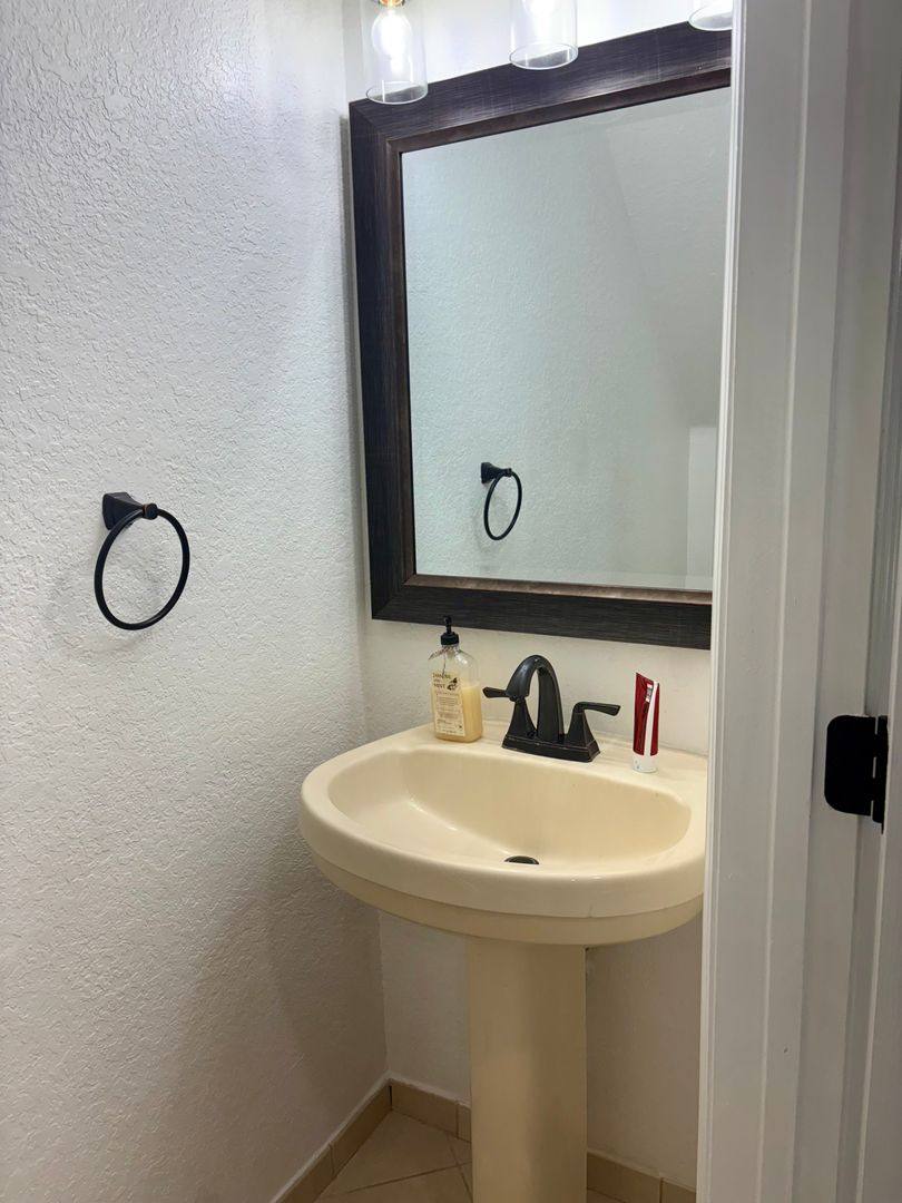 Townhouse for rent at 1956 Alamanda Way, West Palm Beach, FL 33404