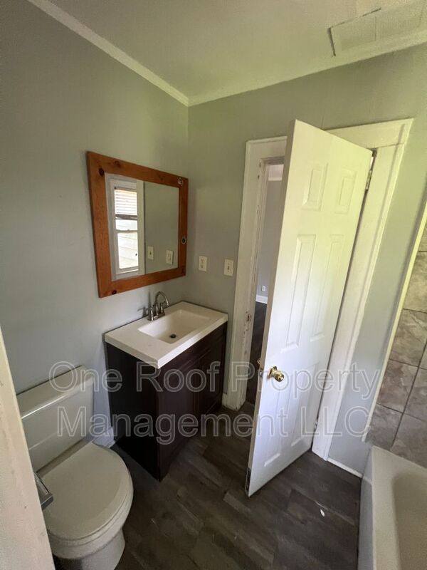House for rent at 2450 Benton Blvd #B, Kansas City, MO 64127