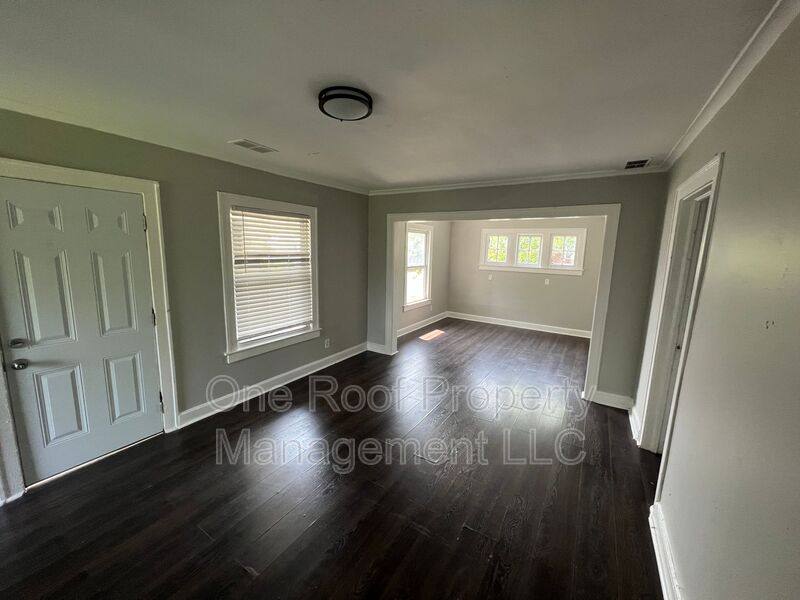 House for rent at 2450 Benton Blvd #B, Kansas City, MO 64127