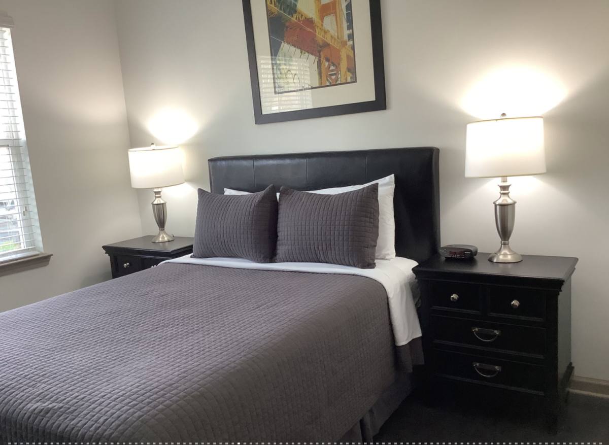 Apartment for rent at 100 Tall Oaks Dr, Greensboro, NC 27455