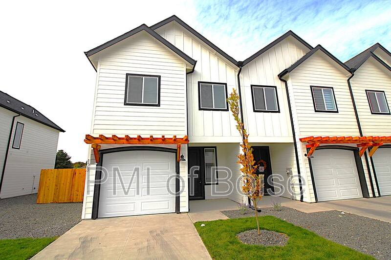 Townhouse for rent at 123 Trifecta Lane, Nampa, ID 83651