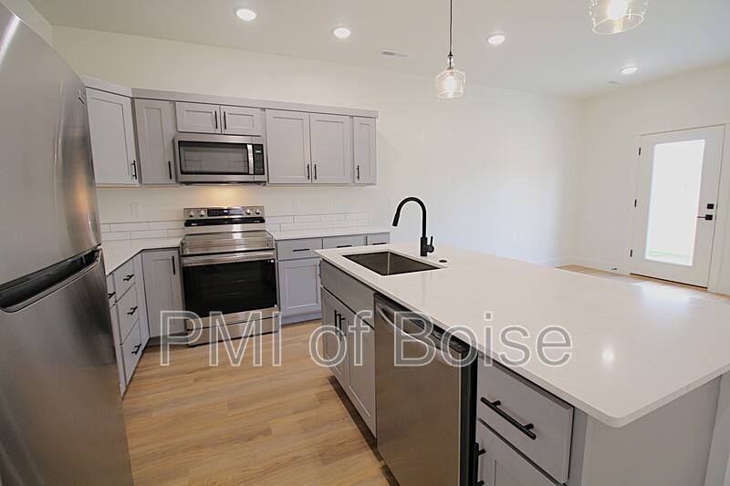 Townhouse for rent at 123 Trifecta Lane, Nampa, ID 83651