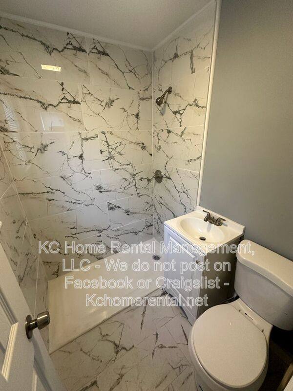 House for rent at 2002 E 35th St, Kansas City, MO 64109