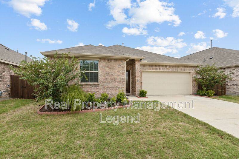 House for rent at 3803 Thomas Plains Dr, Forney, TX 75126