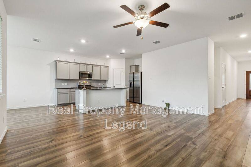 House for rent at 3803 Thomas Plains Dr, Forney, TX 75126
