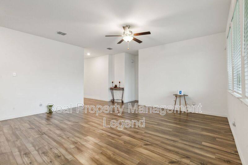 House for rent at 3803 Thomas Plains Dr, Forney, TX 75126