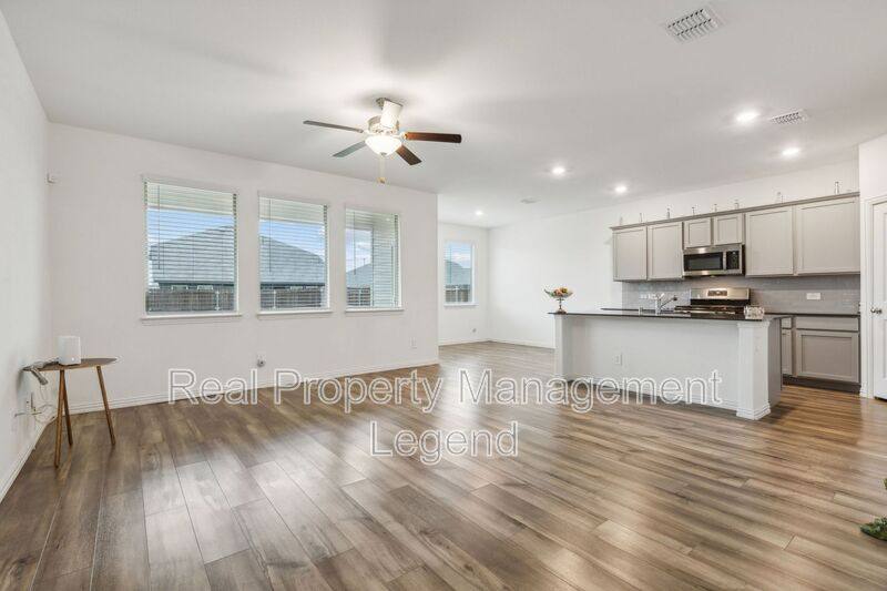 House for rent at 3803 Thomas Plains Dr, Forney, TX 75126