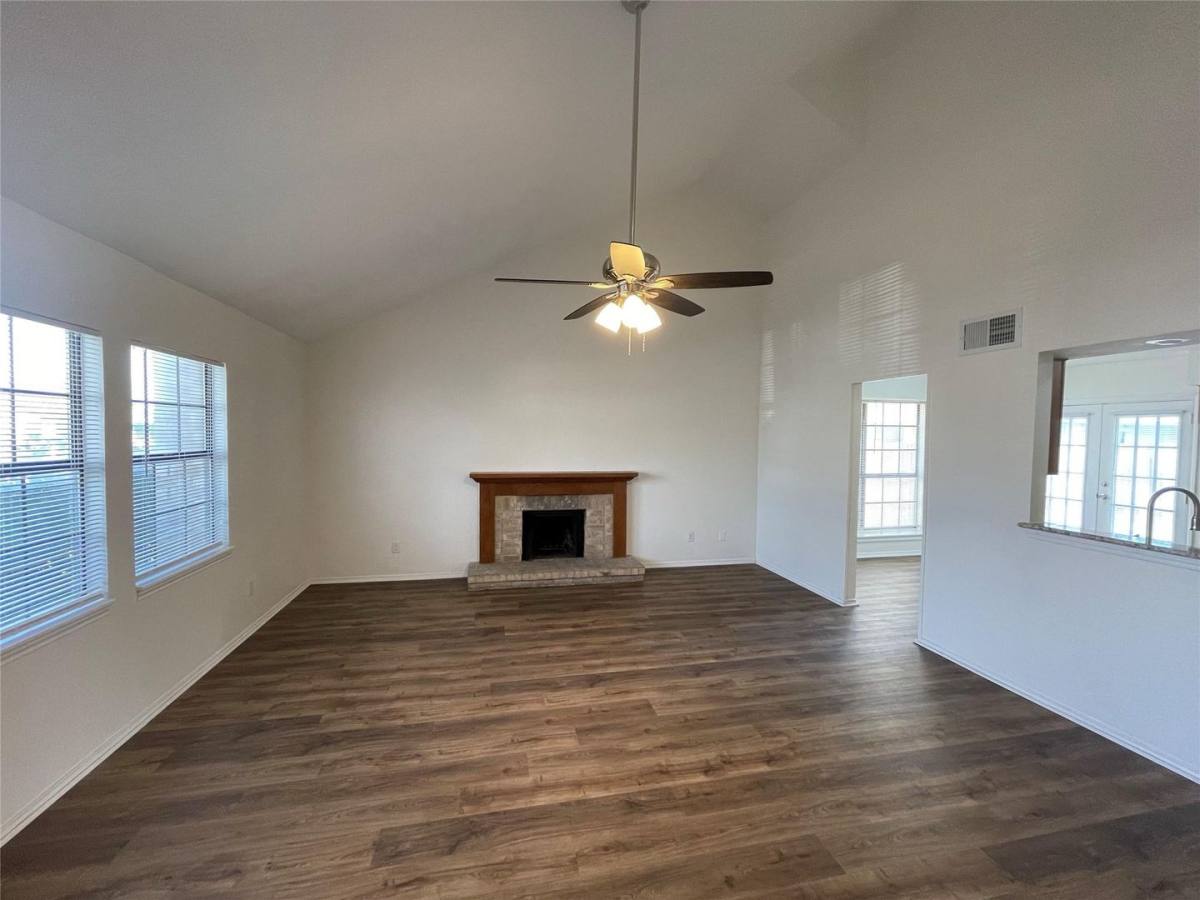 House for rent at 1513 Liberty Lane, Mesquite, TX 75149