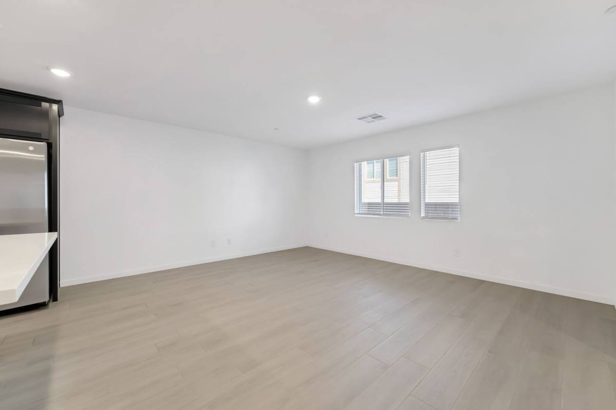 Townhouse for rent at 146 Sul Ponticello Ave, Henderson, NV 89011