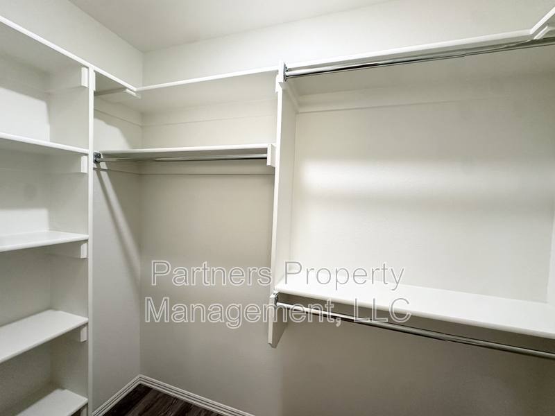 Apartment for rent at 821 S Benchmark Lane #2, Fayetteville, AR 72704
