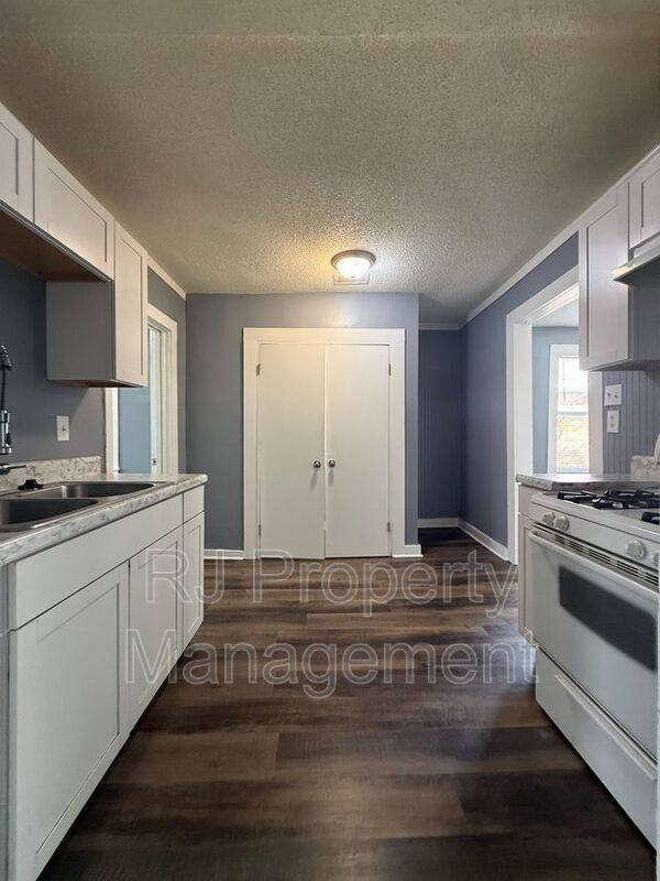 House for rent at 425 Carpenter St, Memphis, TN 38112