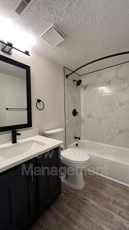 Apartment for rent at 1429 N 34th St #4, Lincoln, NE 68503