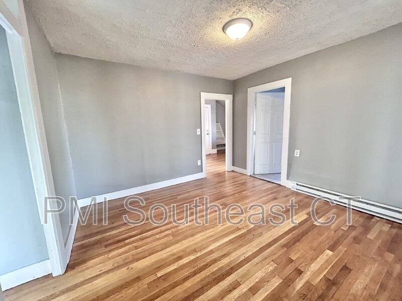 Apartment for rent at 50 Montauk Ave #2, New London, CT 06320