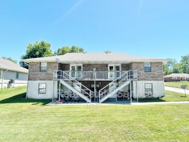 Apartment for rent at 400 W 31st St #102B, Higginsville, MO 64037