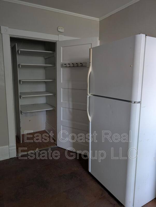 Townhouse for rent at 304 1 2 W Martin St, Martinsburg, WV 25401