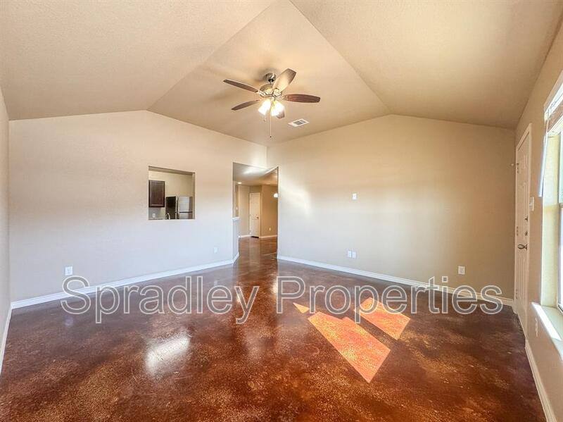 Apartment for rent at 912B Mason Dr, Belton, TX 76513