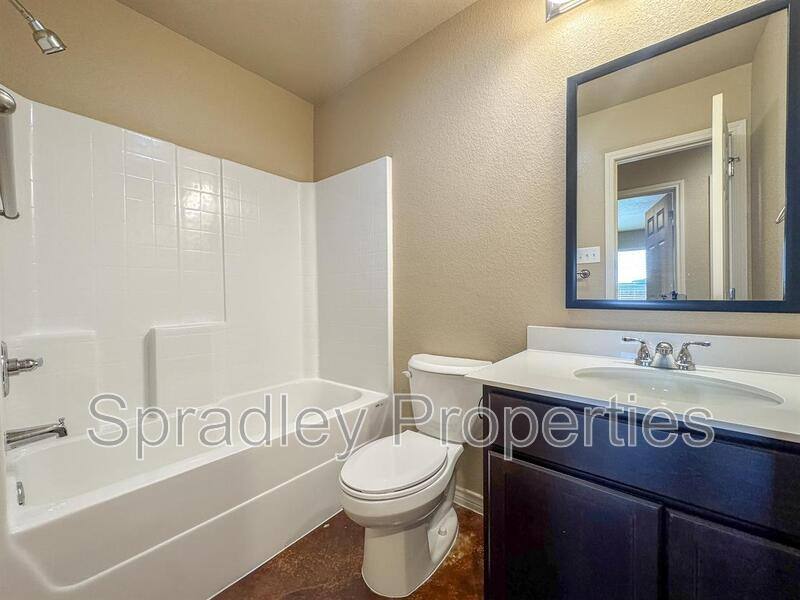 Apartment for rent at 912B Mason Dr, Belton, TX 76513