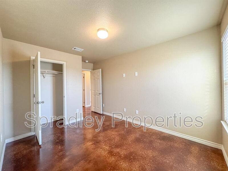 Apartment for rent at 912B Mason Dr, Belton, TX 76513