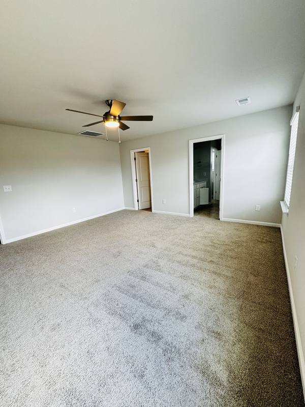 House for rent at 142 Gervais Circle, Greenville, SC 29607