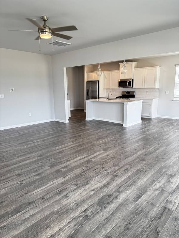 House for rent at 142 Gervais Circle, Greenville, SC 29607