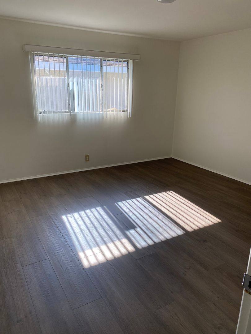 Apartment for rent at 3438-3436 San Luis St, Ventura, CA 93003