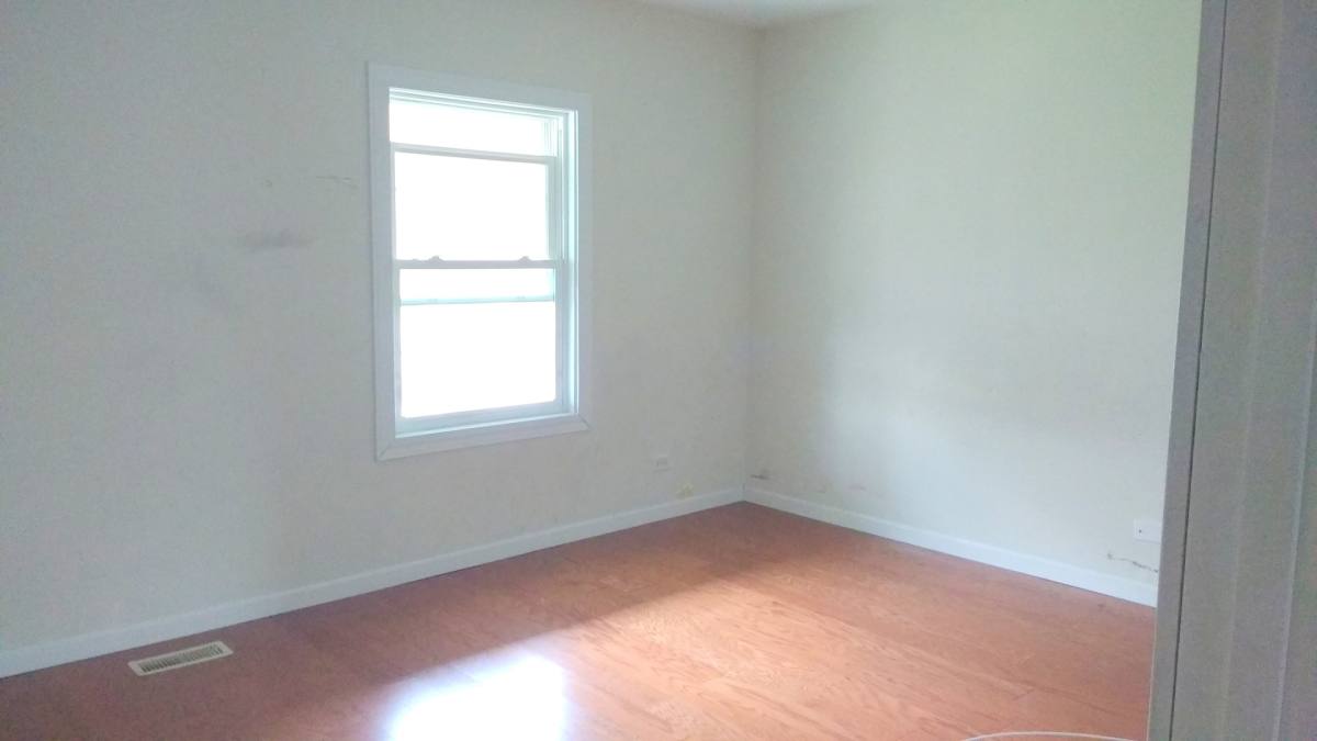 Townhouse for rent at 1851 McKool Ave, Streamwood, IL 60107