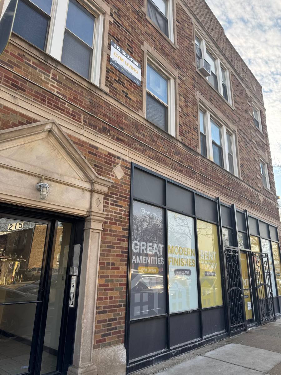 Apartment for rent at 211-17 E 71st, Chicago, IL 60619