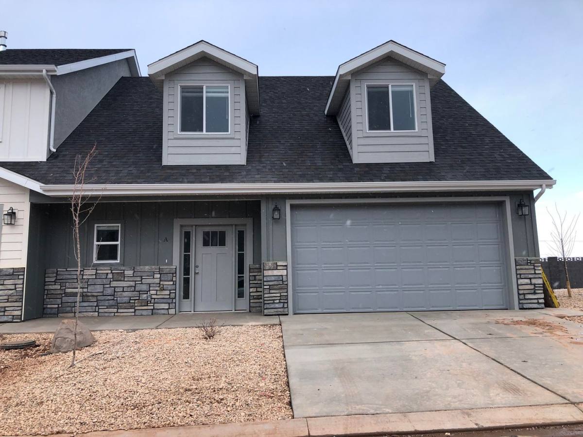 Townhouse for rent at 1542 S 1550 W Topaz Dr, Cedar City, UT 84720