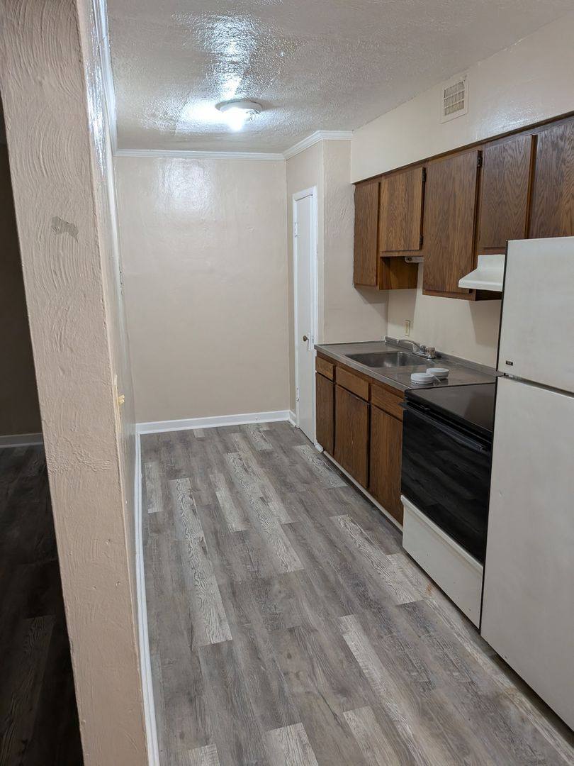 Apartment for rent at 110 Blymyer, Mansfield, OH 44903