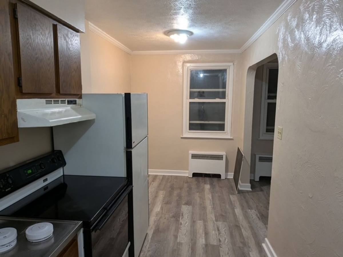 Apartment for rent at 110 Blymyer, Mansfield, OH 44903
