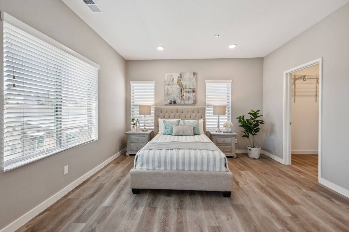 Townhouse for rent at 1452 Vista Heights Way, Vista, CA 92084
