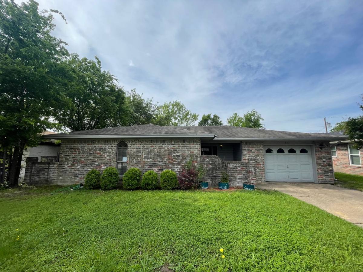 House for rent at 821 Loganwood Dr, Royse City, TX 75189