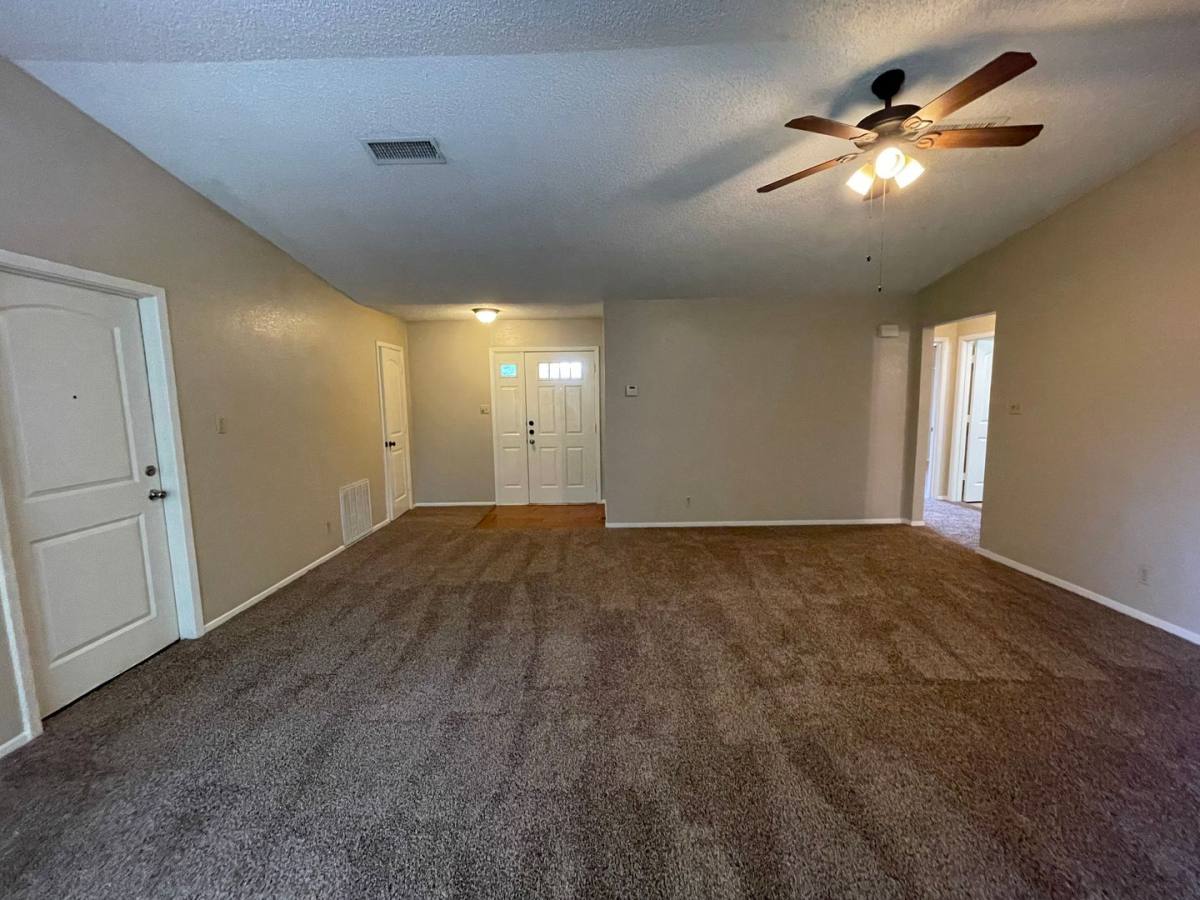 House for rent at 821 Loganwood Dr, Royse City, TX 75189