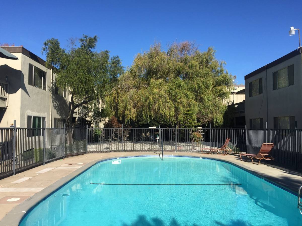 Apartment for rent at 5017-5019 San Pablo Dam Rd, El Sobrante, CA 94803