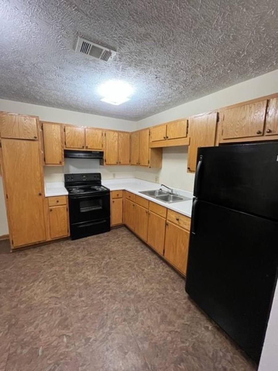 Apartment for rent at 648 Mitchell Ave, Guntown, MS 38849