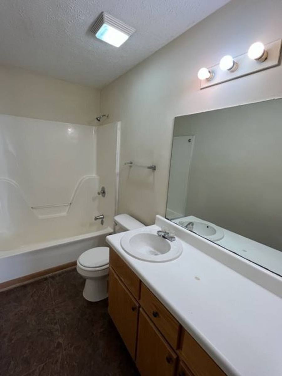 Apartment for rent at 648 Mitchell Ave, Guntown, MS 38849