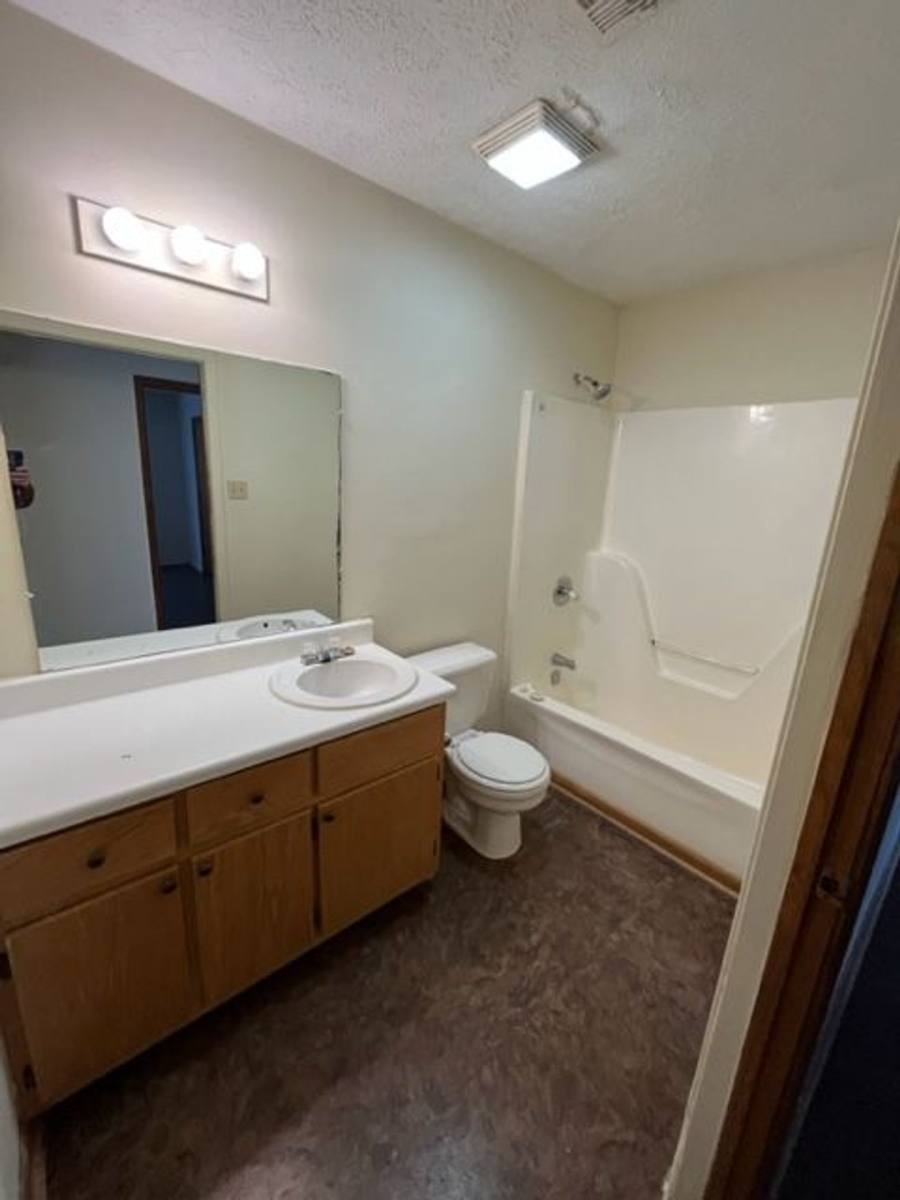 Apartment for rent at 648 Mitchell Ave, Guntown, MS 38849