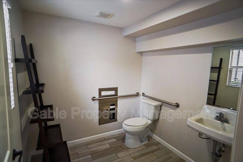 House for rent at 26261 Prima Way #COMM'L, Santa Clarita, CA 91350