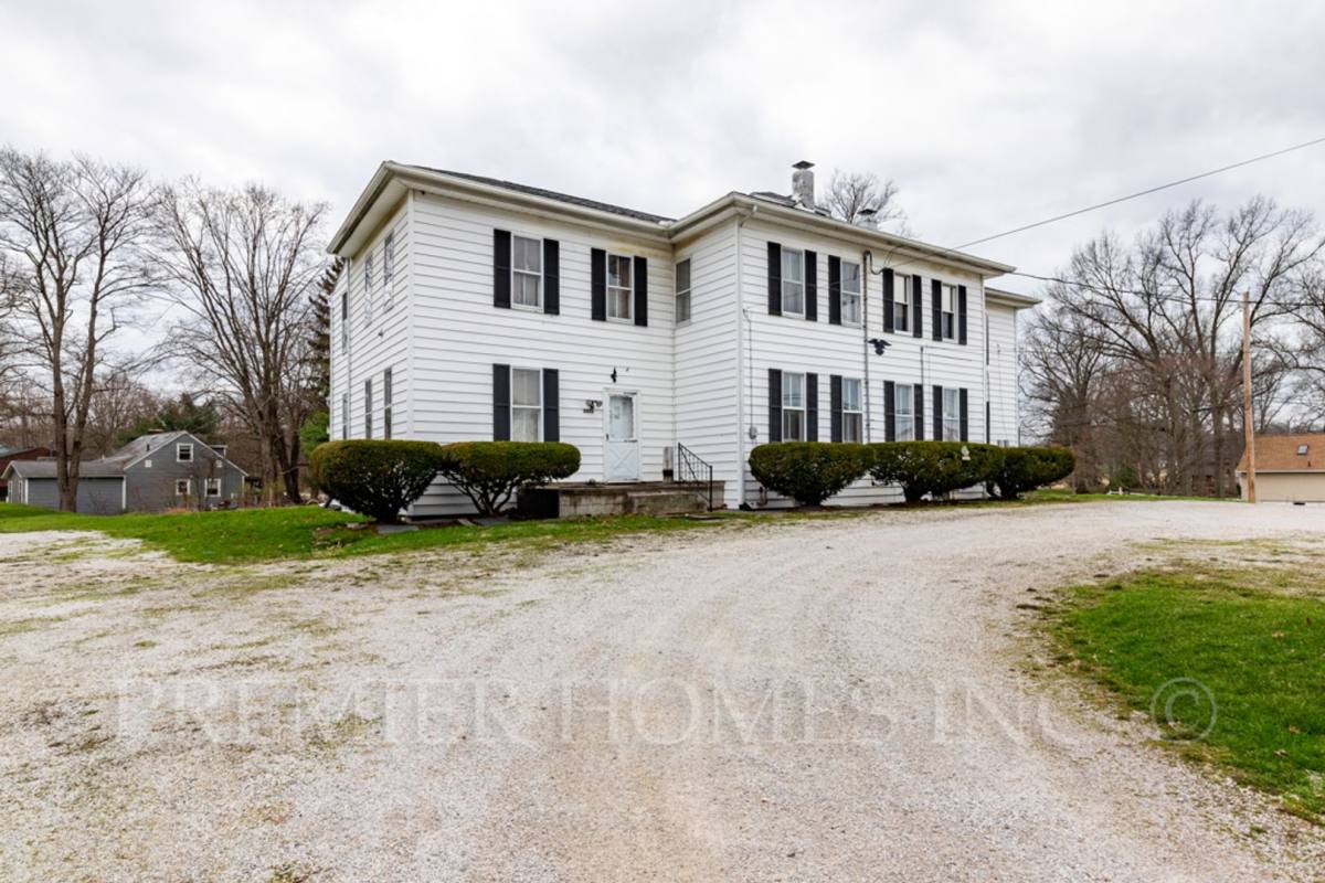 Apartment for rent at 3390 State St NE, Canton, OH 44721