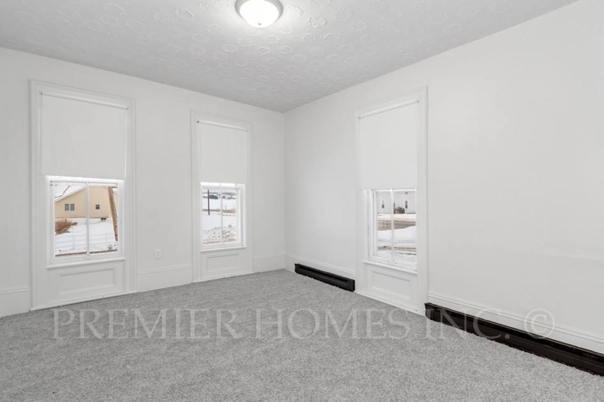 Apartment for rent at 3390 State St NE, Canton, OH 44721