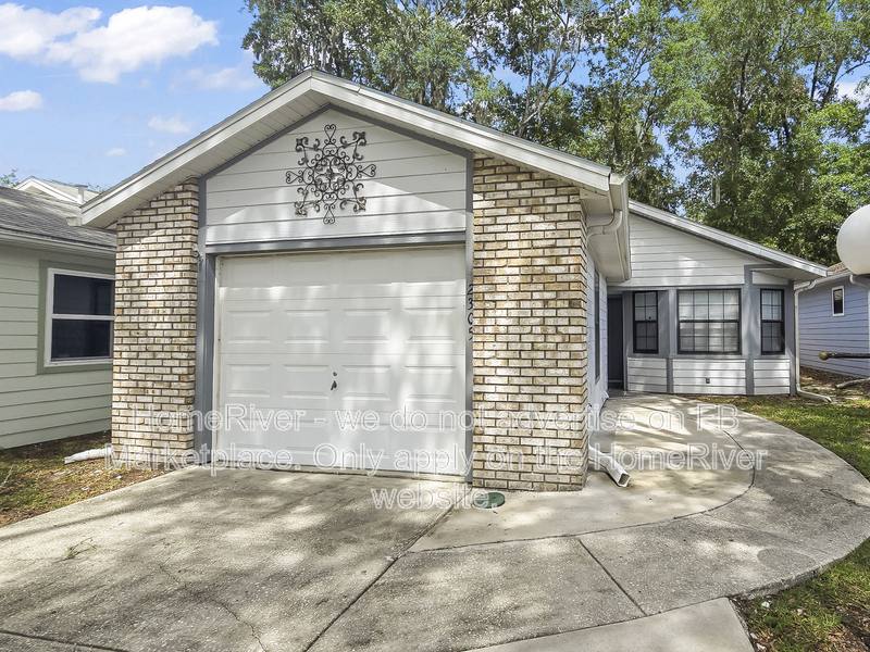 House for rent at 2305 NE 40th Ave, Ocala, FL 34470