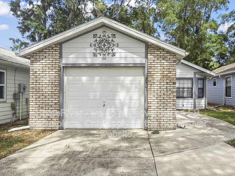 House for rent at 2305 NE 40th Ave, Ocala, FL 34470