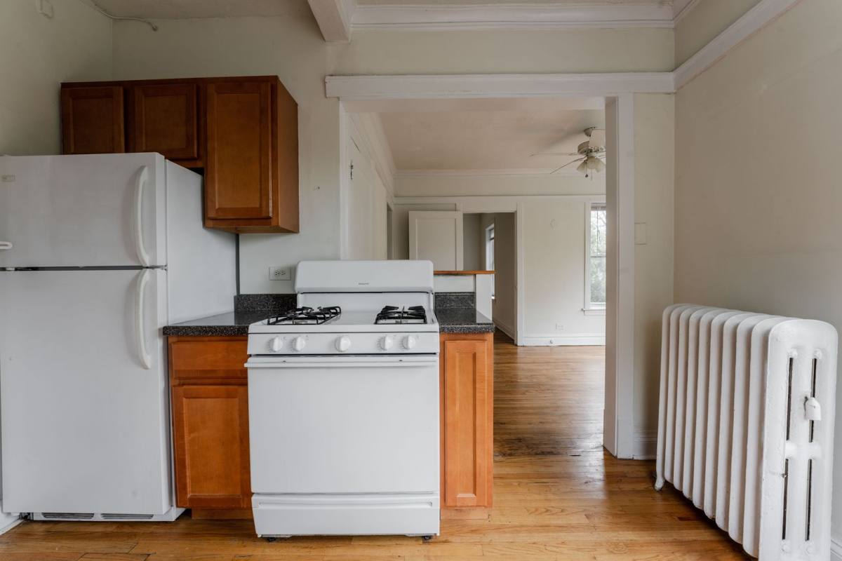 Apartment for rent at 3334-3344 W Ainslie St, Chicago, IL 60625